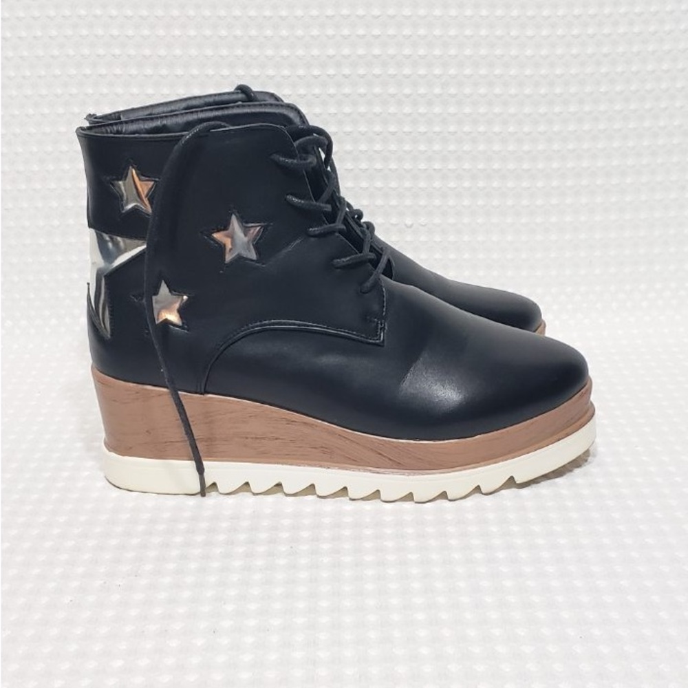 Qupid Prado-03 Star Platform Boots